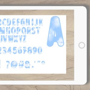 Buchstaben u Zahlen Wolken blau